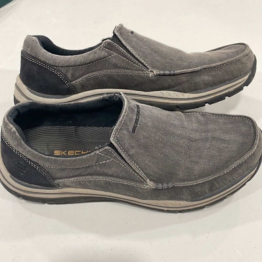 Skechers Creston Relaxed Fit Memory Foam Slip On Loafers. Size 11 Men’s - Picture 2 of 7